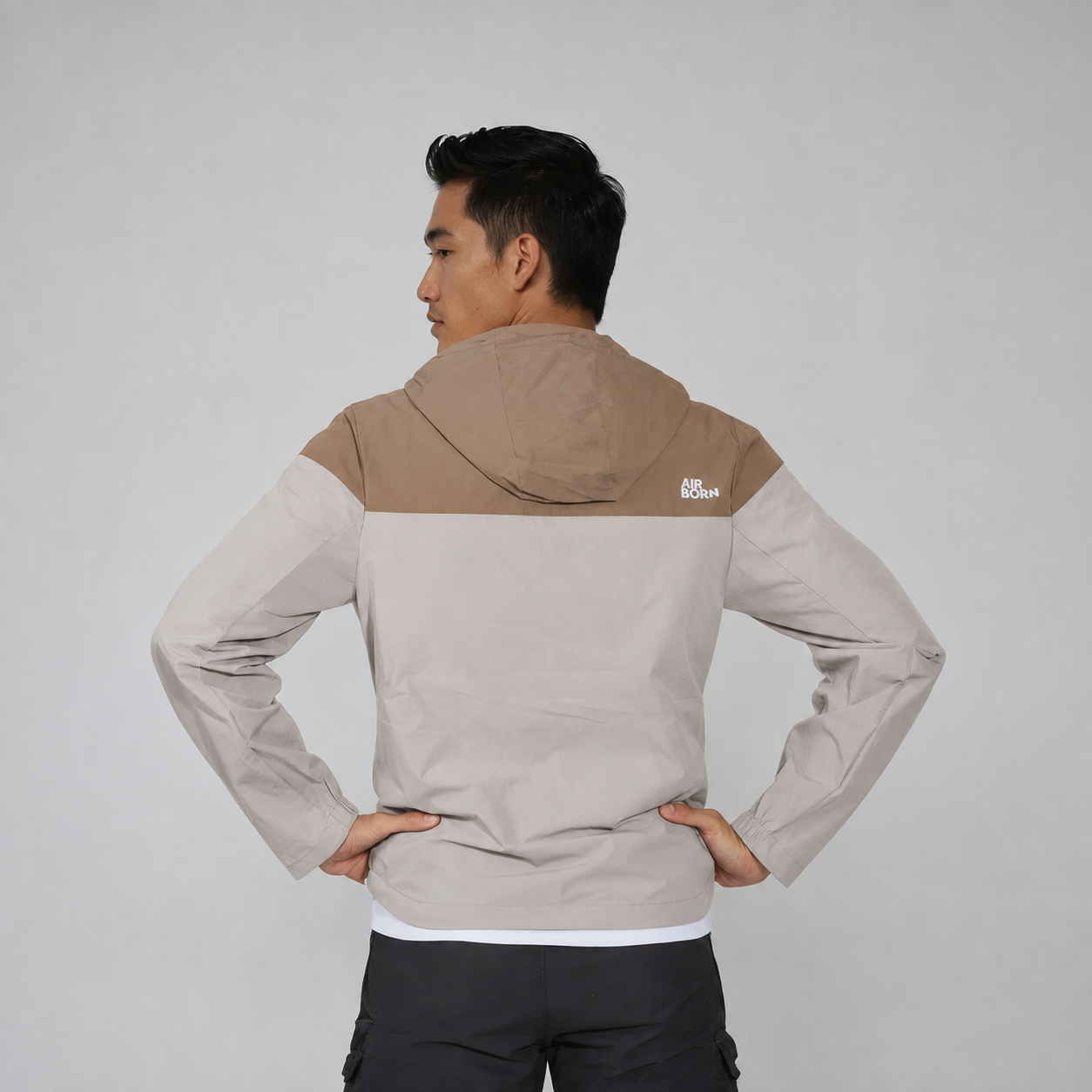 AIRBORN - Lightweight Windcheater - Beige & White