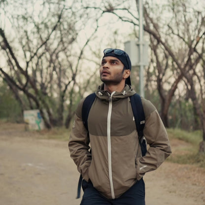 AIRBORN - Lightweight Durable Windcheater - Beige & Olive